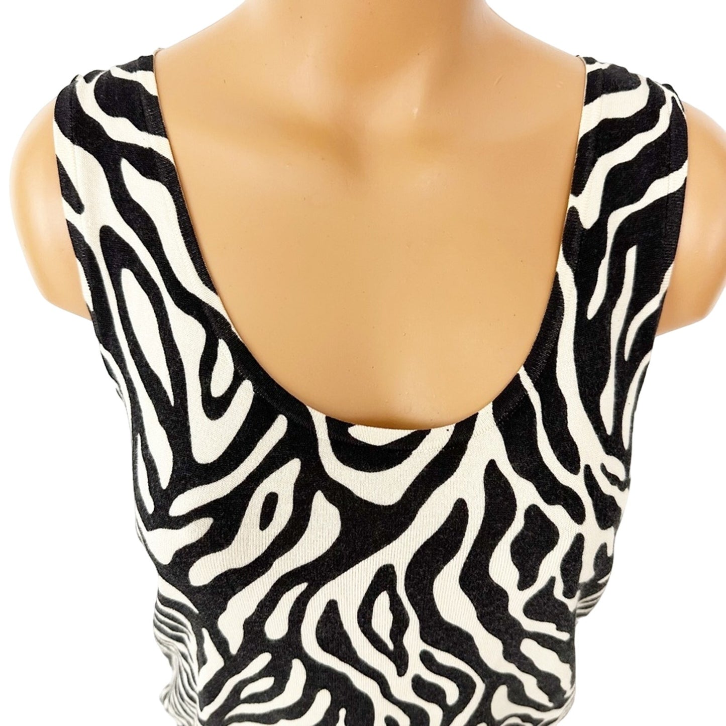 Josephine Chaus black & natural zebra print sleeveless TOP sweater tank M medium